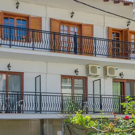Palm Apartment